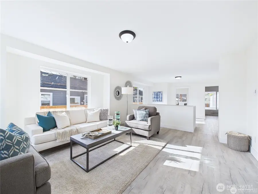 305 Meadow Avenue N, Renton, WA 98057 - #3