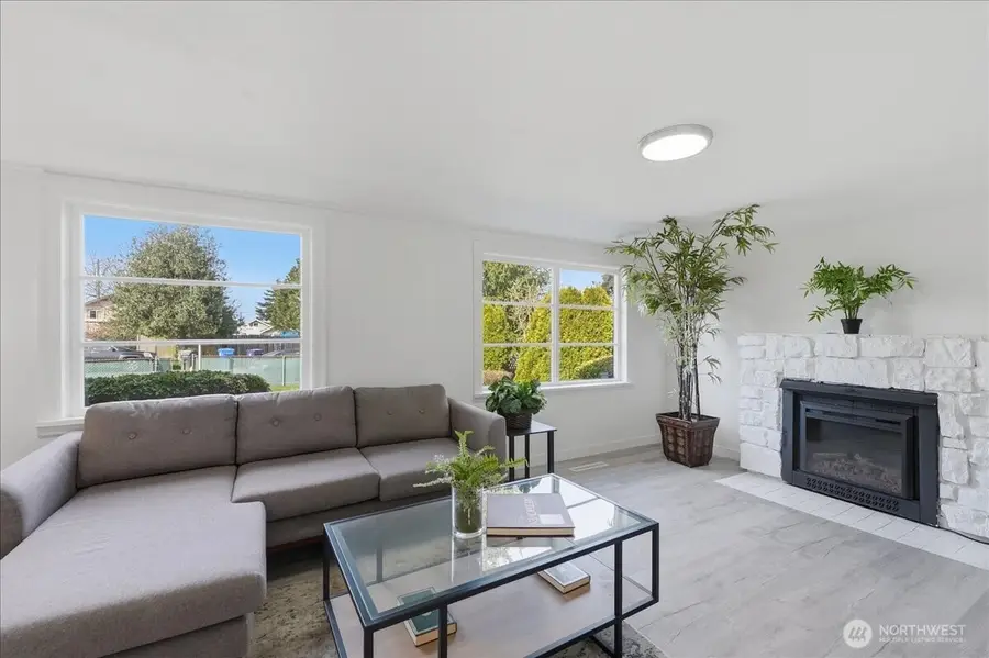 1122 S 62nd Street, Tacoma, WA 98408 - #3