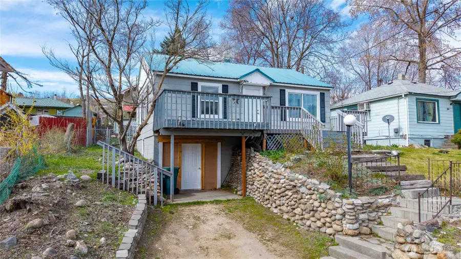 647 3rd Avenue, Okanogan, WA 98840 - #3