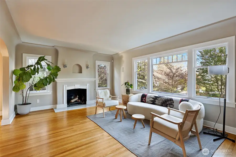 719 35th Avenue, Seattle, WA 98122 - #3