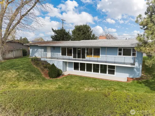 950 SE 12th Street, College Place, WA 99324