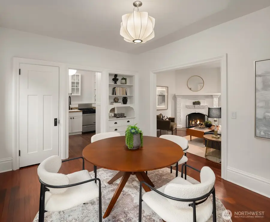 129 Warren Avenue N #G, Seattle, WA 98109 - #3