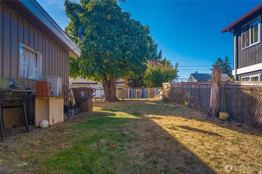 1561 S 35th Street, Tacoma, WA 98418 - #3