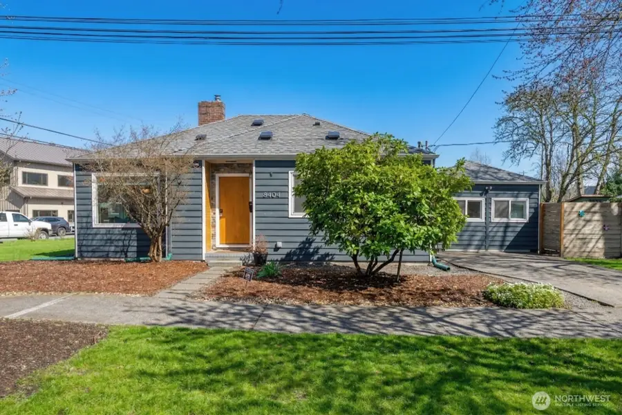 8404 12th Avenue S, Seattle, WA 98108 - #3