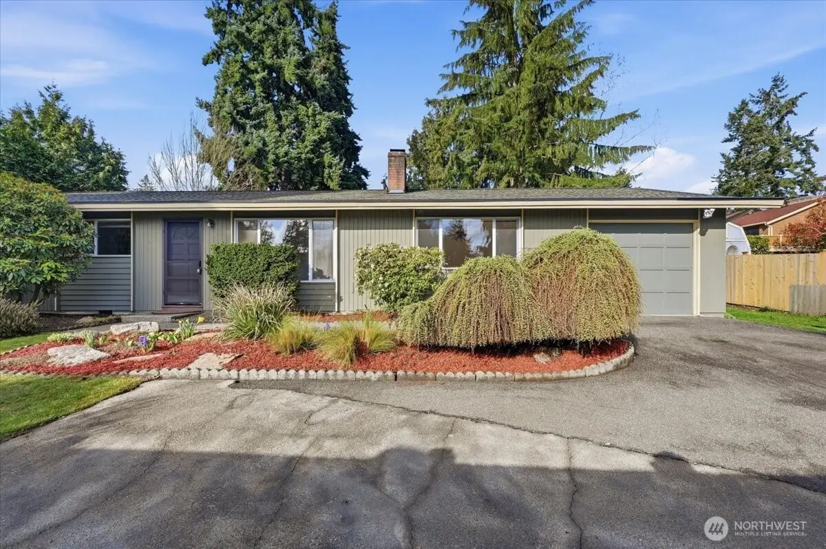 1329 N 183rd Street, Shoreline, WA 98133 - #1
