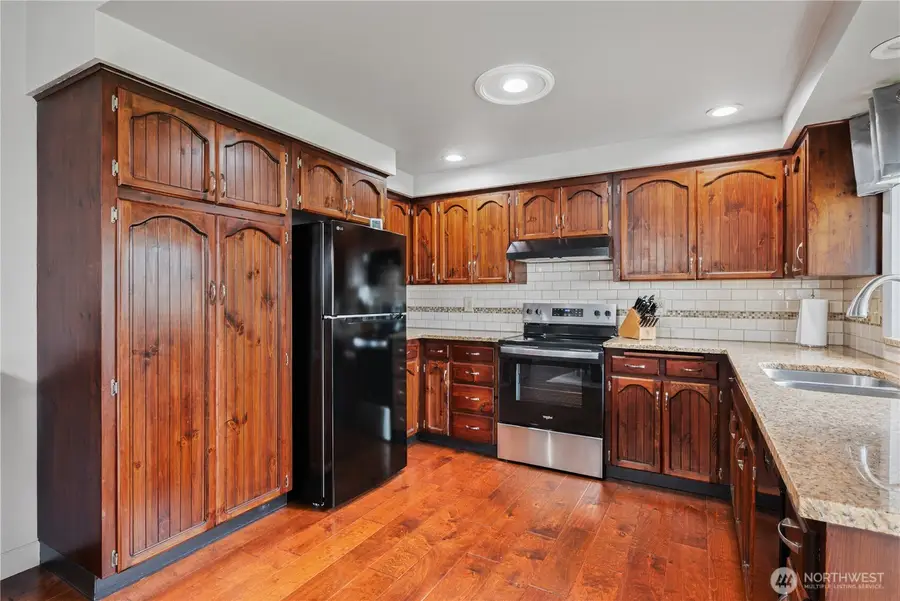 122 Alturas Drive, Kelso, WA 98626 - #3