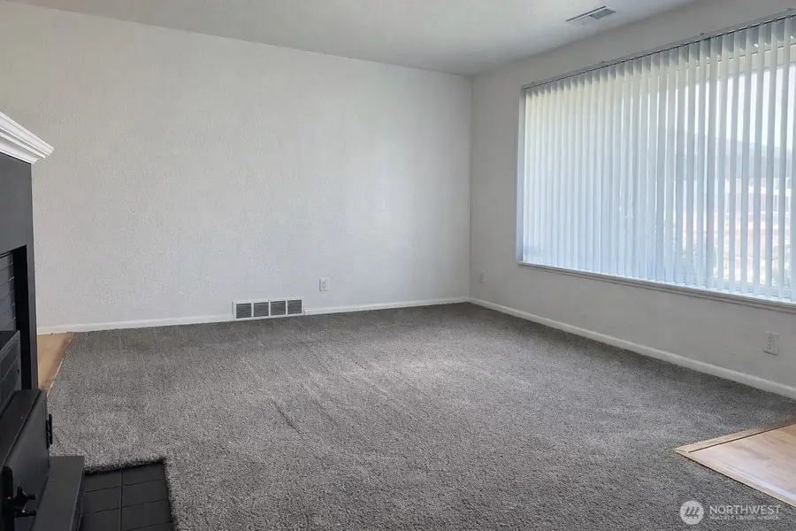 860 111th Street S, Tacoma, WA 98444 - #3