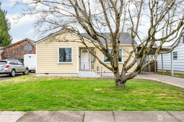 3102 Hemlock Street, Longview, WA 98632