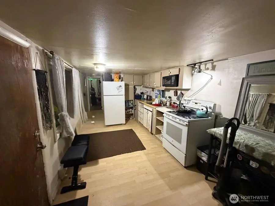 23133 119th Avenue Se, Woodinville, WA 98077 - #2