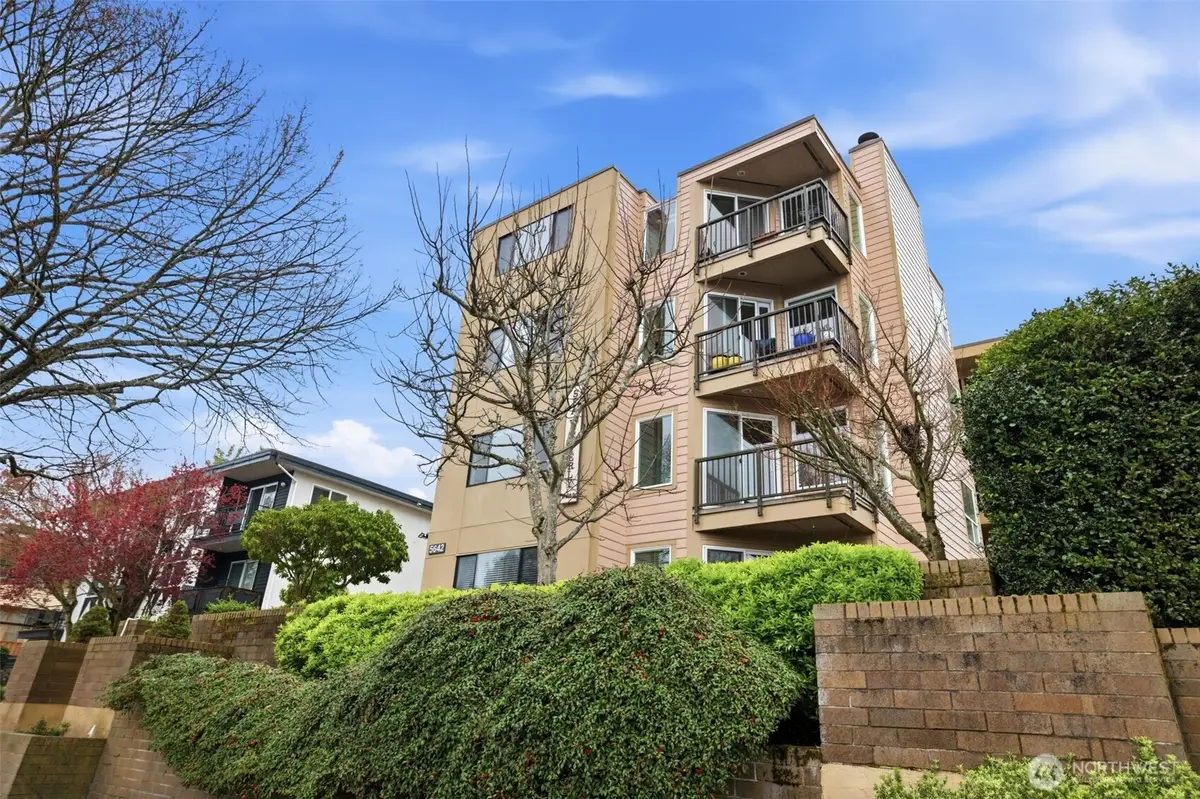 5642 California Avenue Sw #3, Seattle, WA 98136 - #1