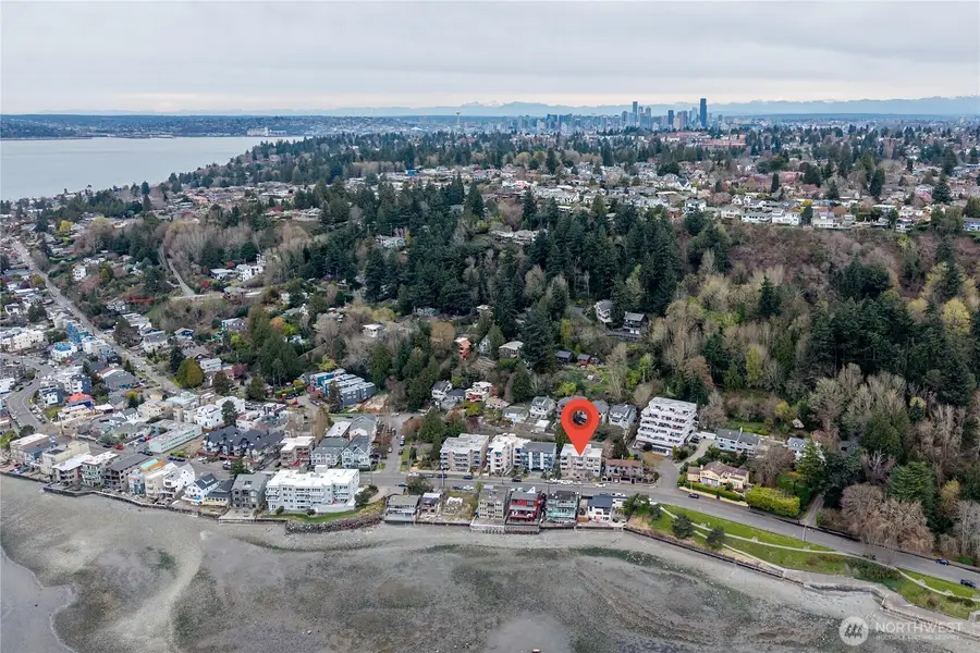 4226 Beach Drive Sw #102, Seattle, WA 98116 - #2