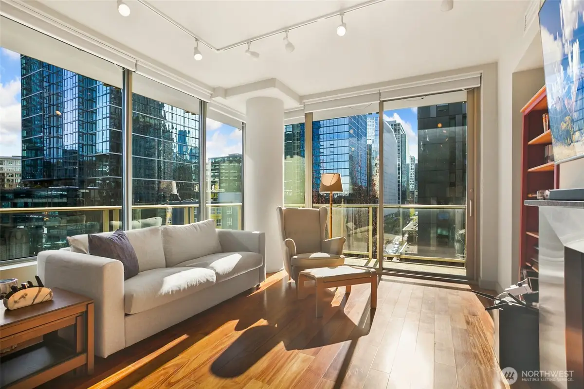 910 Lenora Street #903, Seattle, WA 98121 - #1