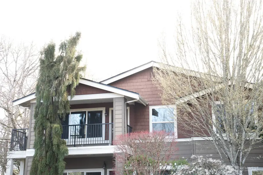 2210 Tolmie Ave #C1, Dupont, WA 98327 - #2