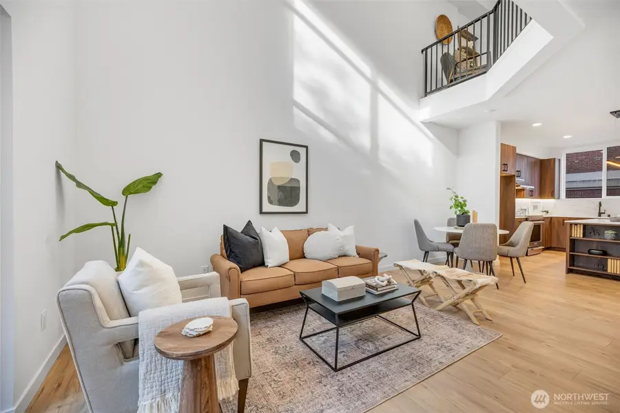 2112 1st Avenue N, Seattle, WA 98109 - #2