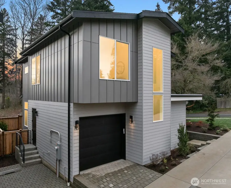 8403 NE 137th Street, Kirkland, WA 98034 - #2