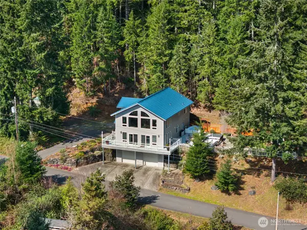100 NE Alta Vista Drive, Belfair, WA 98528