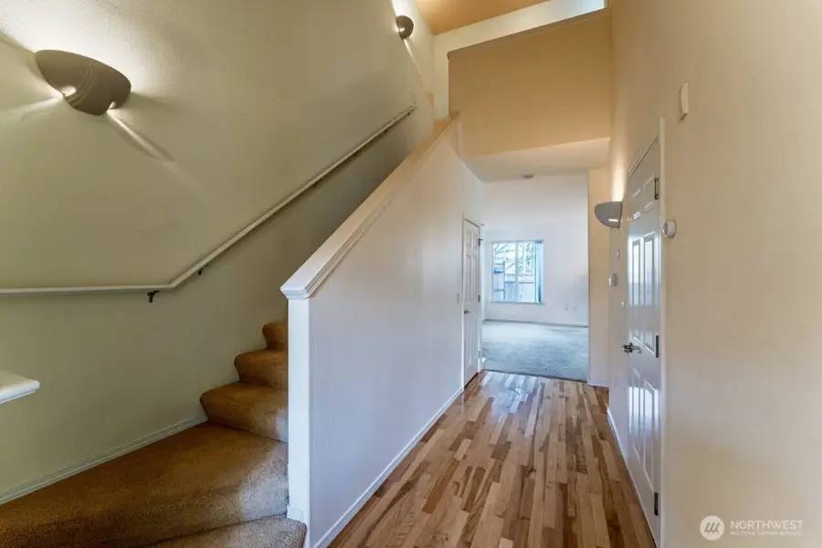 960 Lynnwood Court Se #1027, Renton, WA 98058 - #2