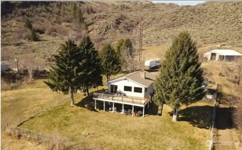 81 Golden Road #B, Oroville, WA 98844 - #1