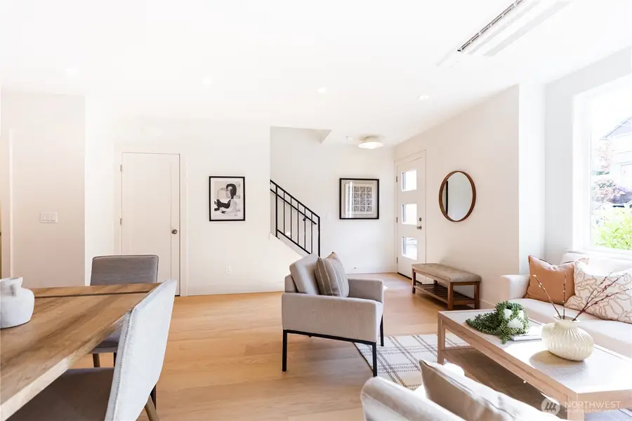 1530 25th Avenue, Seattle, WA 98122 - #3