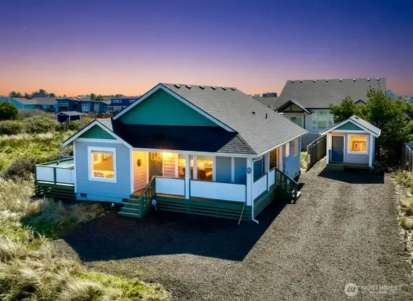 419 N Portal Loop Sw, Ocean Shores, WA 98569