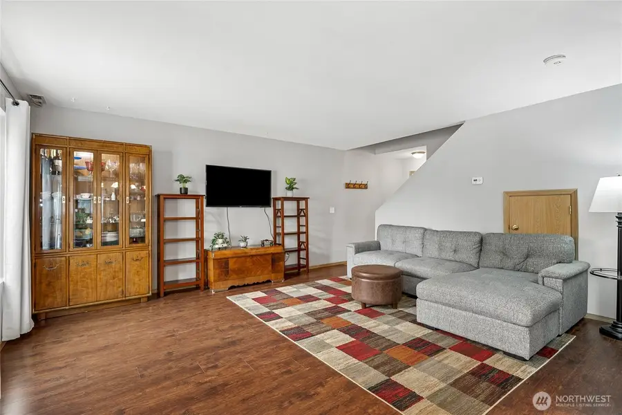 4911 N Vista Drive E #1, Bonney Lake, WA 98391 - #3