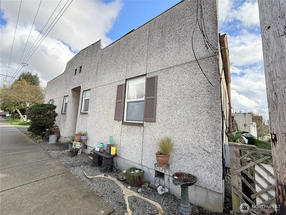 606 Greenleaf Avenue, Burlington, WA 98233 - #1