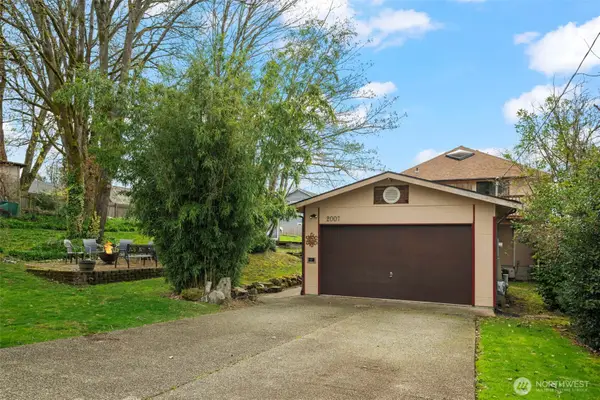 2007 E 15th Street, Bremerton, WA 98310