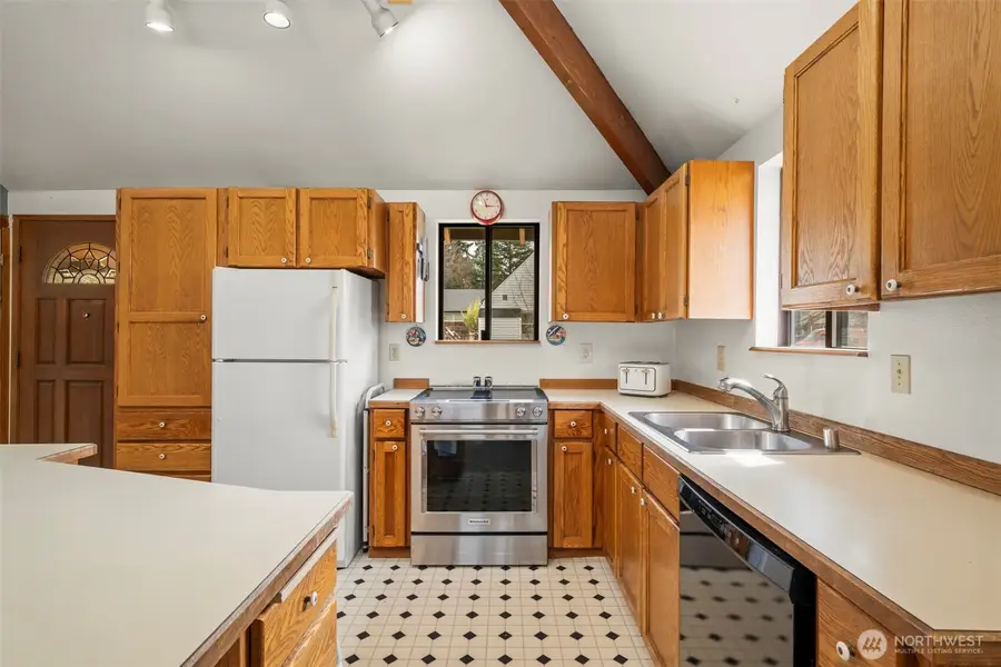 2007 E 15th Street, Bremerton, WA 98310 - #3