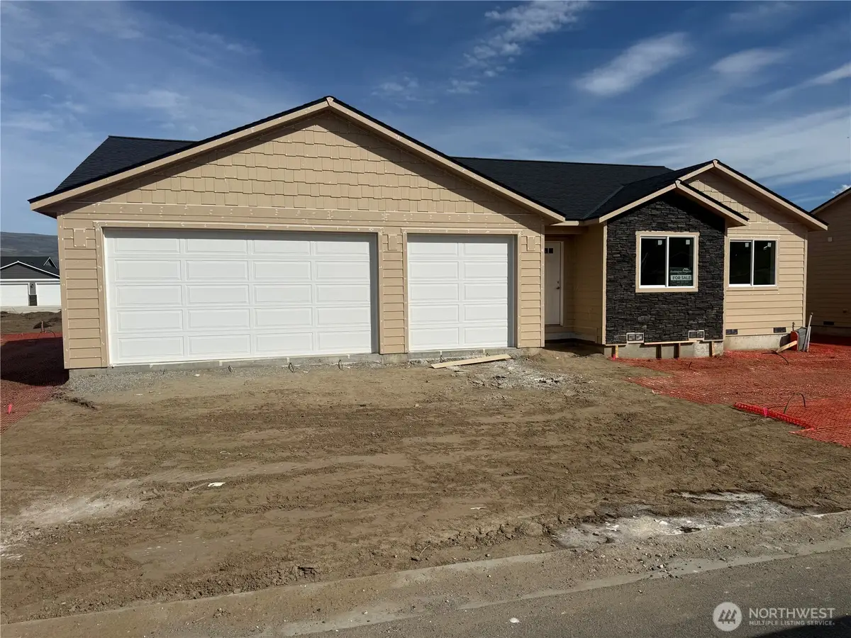 133 Salmon Drive, Wenatchee, WA 98801 - #1