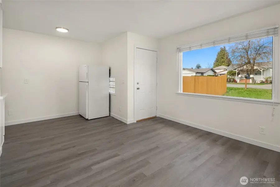 420 107th Place Sw, Everett, WA 98204 - #3