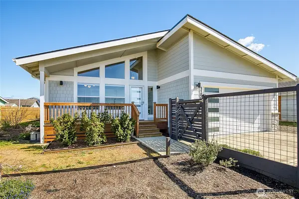 1298 Storm King Avenue Sw, Ocean Shores, WA 98569