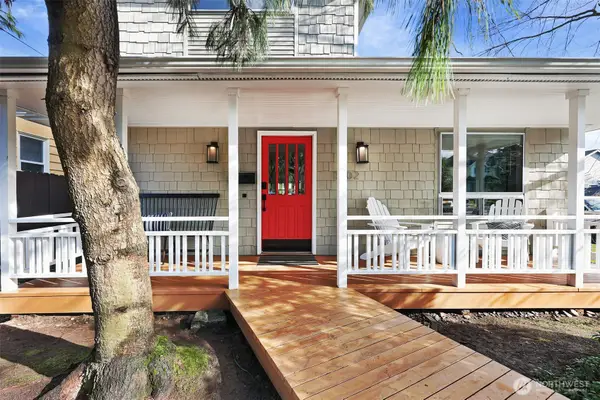 7302 33rd Avenue Ne, Seattle, WA 98115