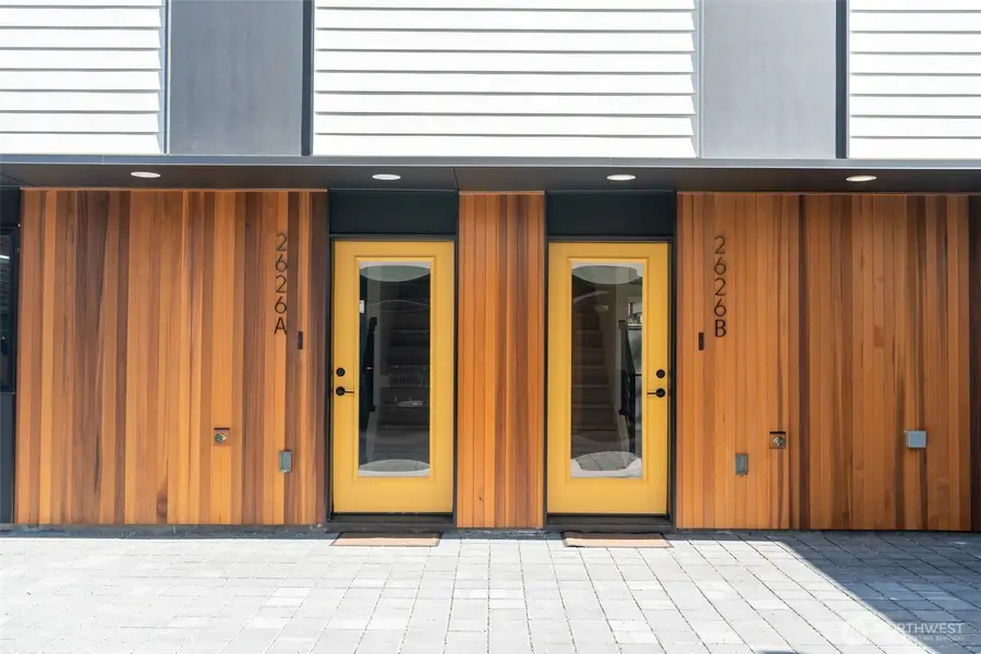 2626 58th Avenue Sw #B, Seattle, WA 98116 - #3