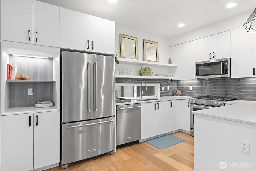 2030 15th Avenue S, Seattle, WA 98144 - #3