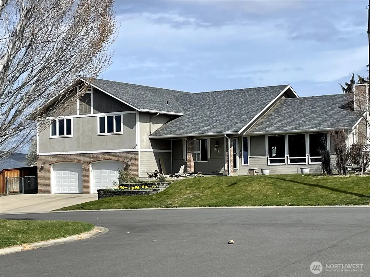 511 Reed Street E, Zillah, WA 98953 - #1
