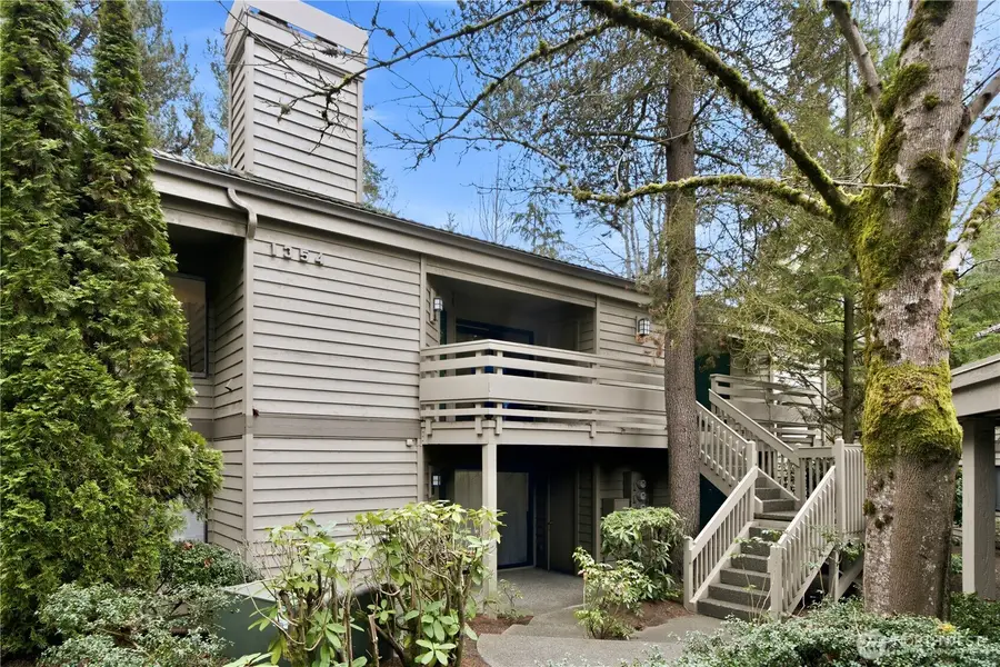 1354 Bellevue Way Ne #4, Bellevue, WA 98004 - #3
