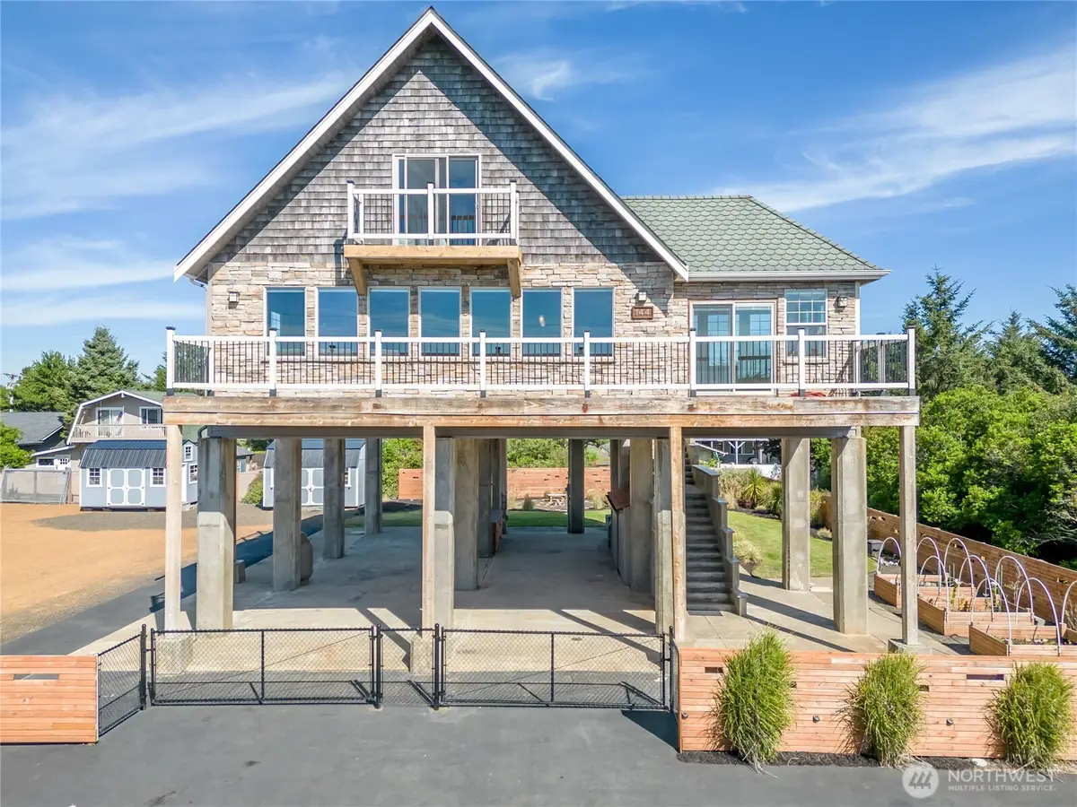 144 Sand Dune Avenue Sw, Ocean Shores, WA 98569 - #1