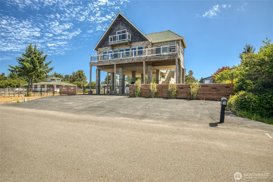 144 Sand Dune Avenue Sw, Ocean Shores, WA 98569 - #2