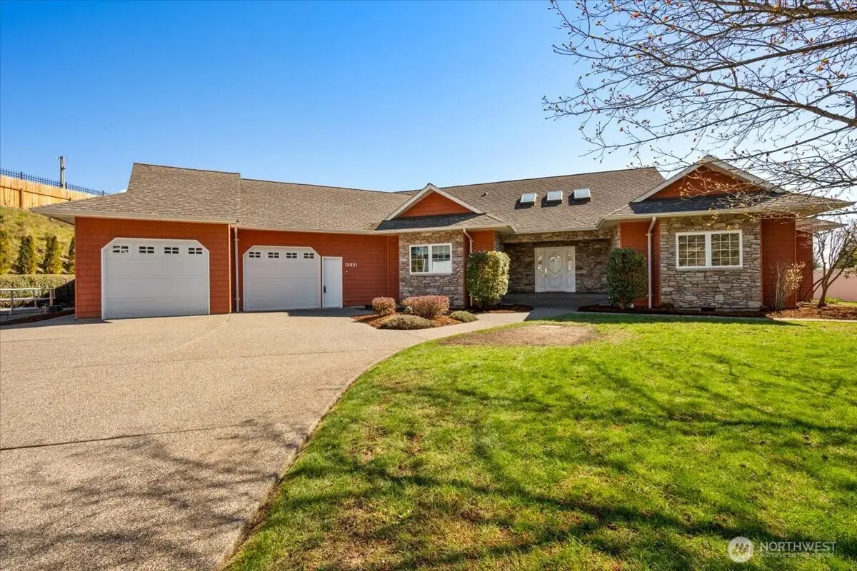 12221 237th Avenue E, Buckley, WA 98321 - #1