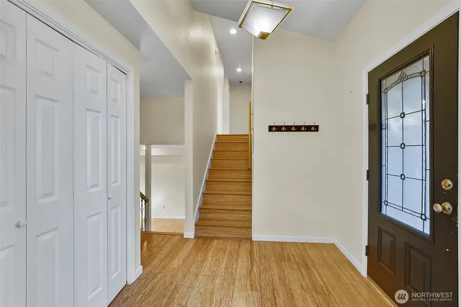 13009 SE 49th Street, Bellevue, WA 98006 - #2