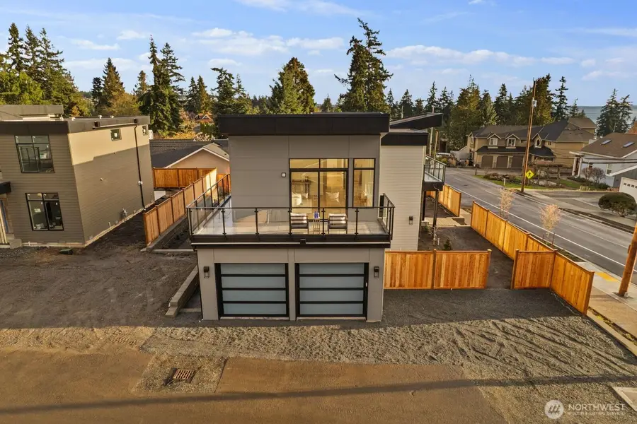 19742 20th Avenue Nw, Shoreline, WA 98177 - #3