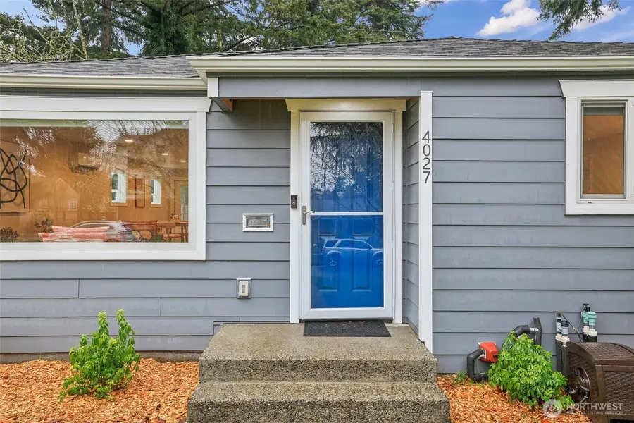 4027 48th Avenue Sw, Seattle, WA 98116 - #2