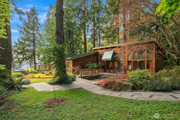 19923 Robinwood Road Sw, Vashon, WA 98070