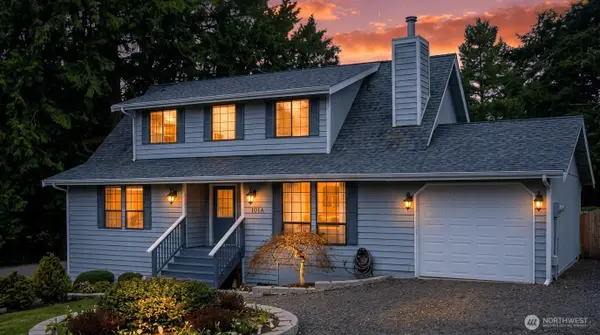 12506 NE Virginia Court, Kingston, WA 98346