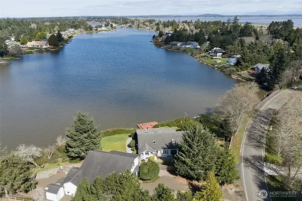 288 Overlake Street Ne, Ocean Shores, WA 98569