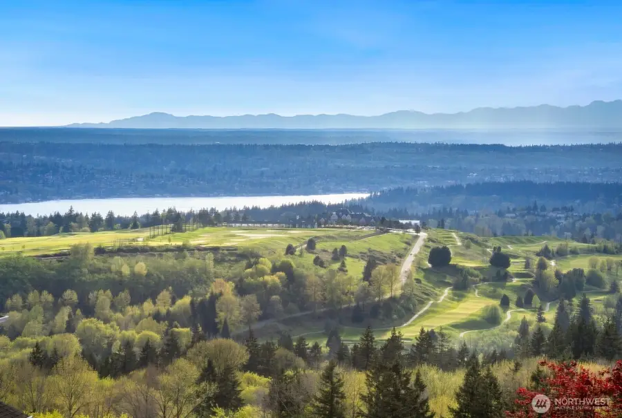 7050 171st Avenue Se, Bellevue, WA 98006 - #2