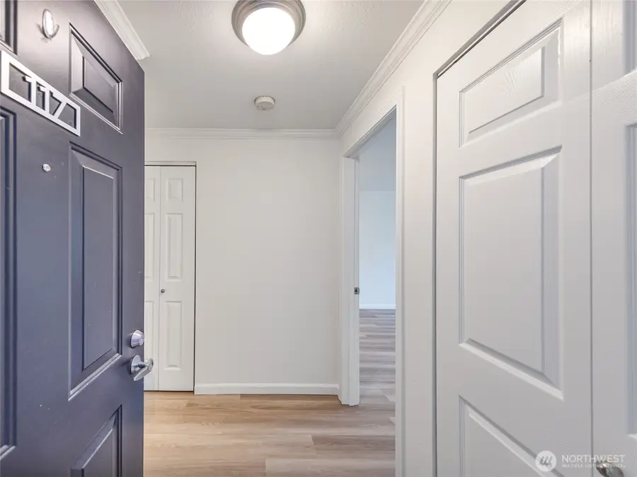 10026 NE 127th Place #D117, Kirkland, WA 98034 - #2