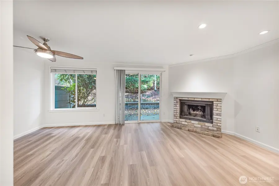 10026 NE 127th Place #D117, Kirkland, WA 98034 - #3