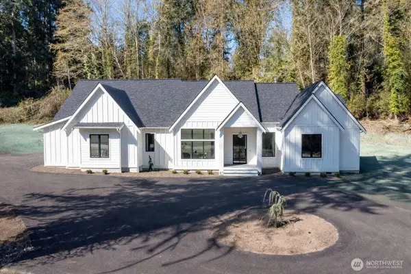 275 Island Boulevard, Fox Island, WA 98333