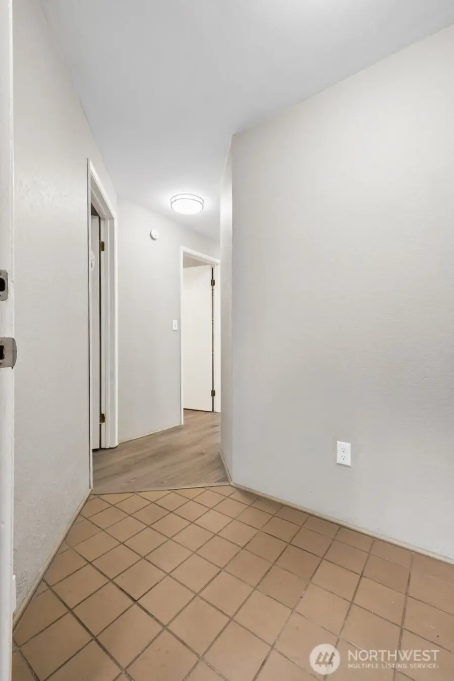 15715 4th Avenue S #21, Burien, WA 98148 - #2